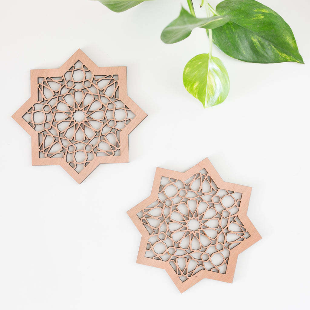 Zed&Q Islamic Product Geometric Star (Walnut) Wooden Decor